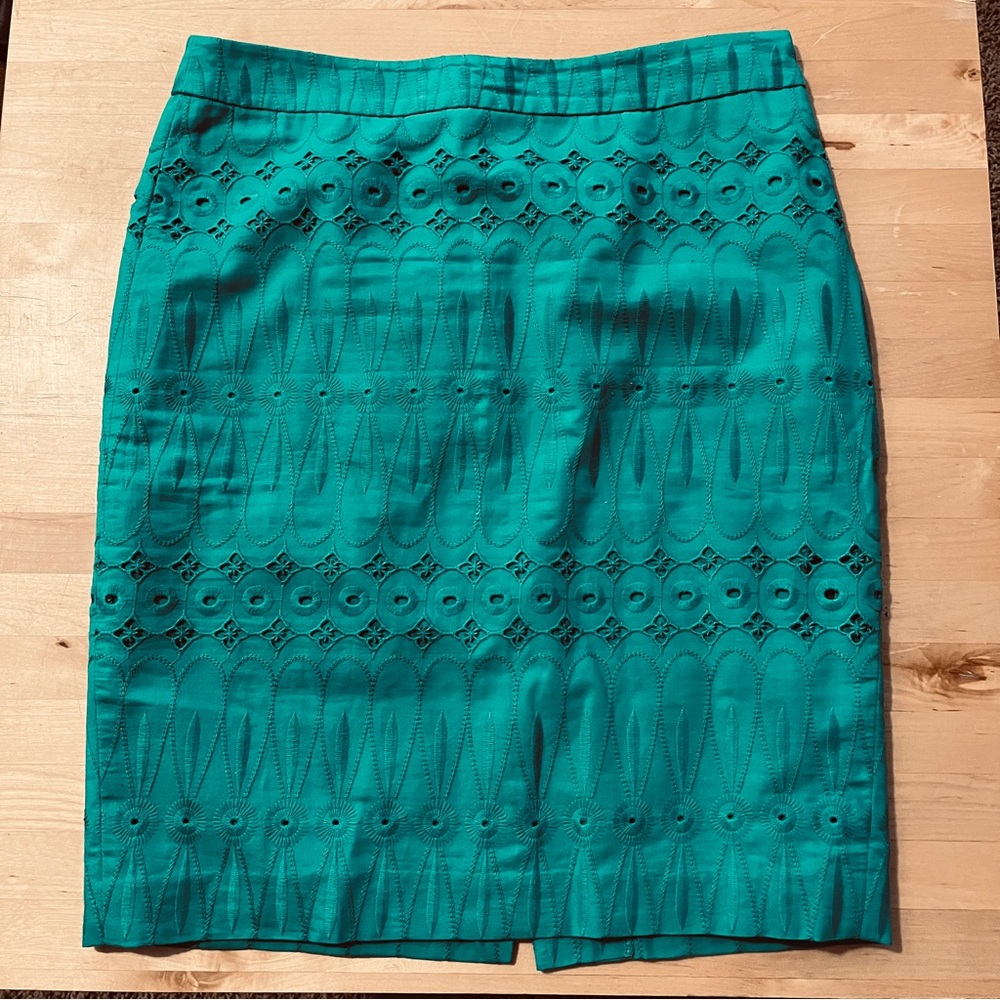 LOFT Green Lace Pencil Skirt